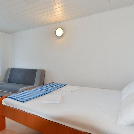 Apartment Bozo 1631 Fažana Kültér fotó