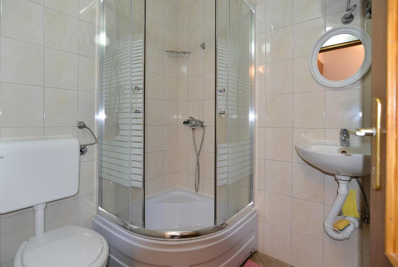 Apartment Bozo 1631 Fažana Kültér fotó
