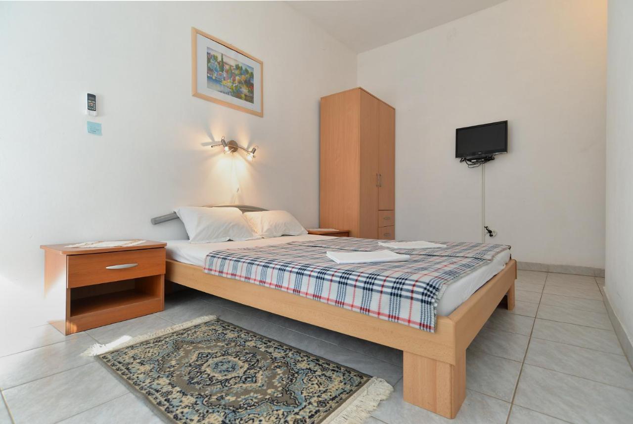 Apartment Bozo 1631 Fažana Kültér fotó