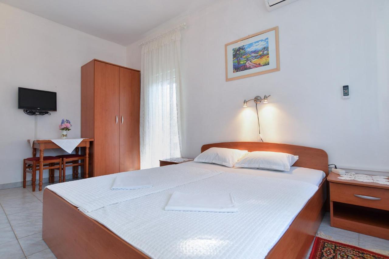Apartment Bozo 1631 Fažana Kültér fotó